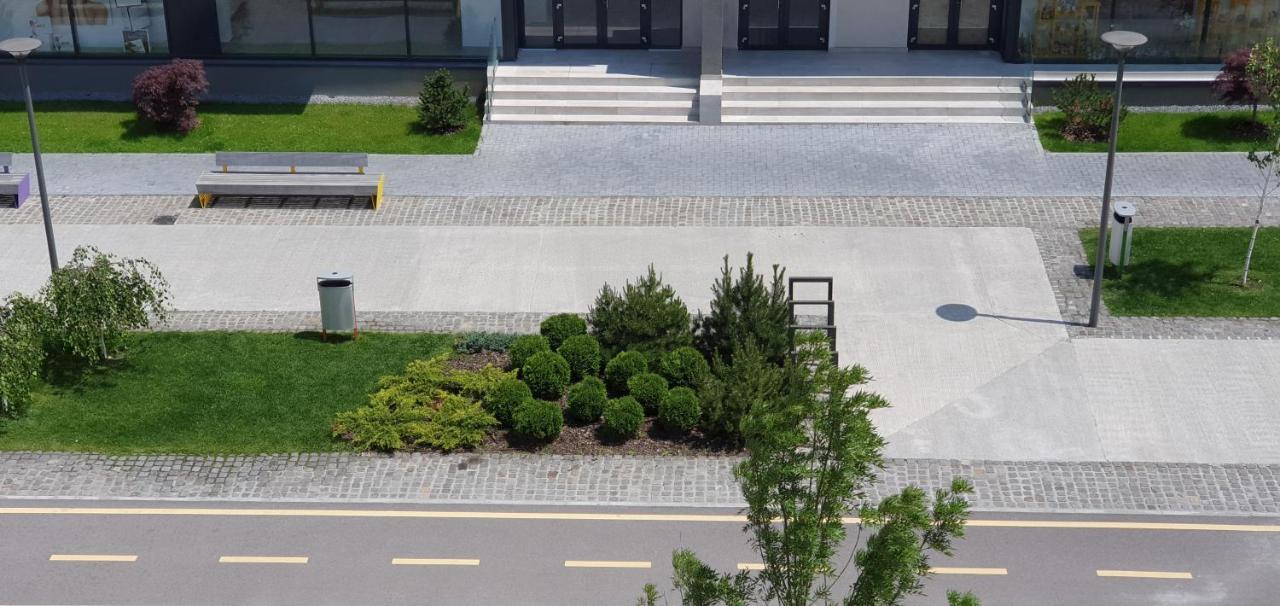 Royal Apartment Braşov Exterior foto