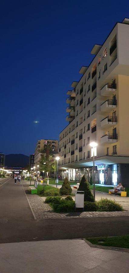 Royal Apartment Braşov Exterior foto